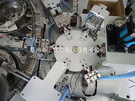 汽车工业组装线.jpg